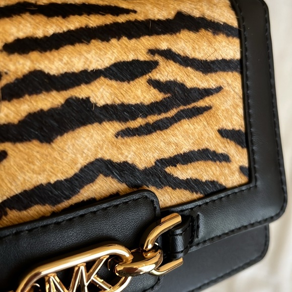 Michael Kors Heather Animal Print Black Leather Crossbody NEW - Picture 7 of 8